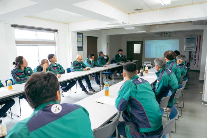 新年あけましておめでとうございます。